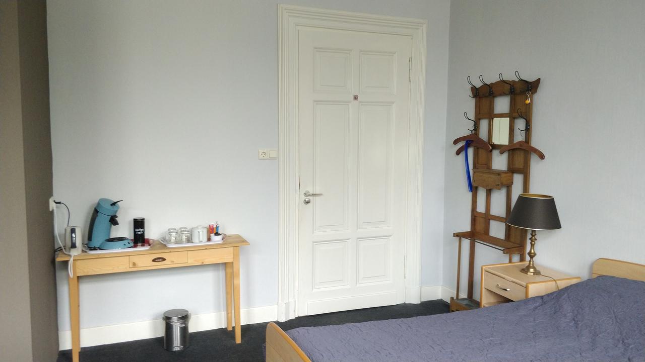 フェンロー オプ デ ブルグ Bed & Breakfast エクステリア 写真